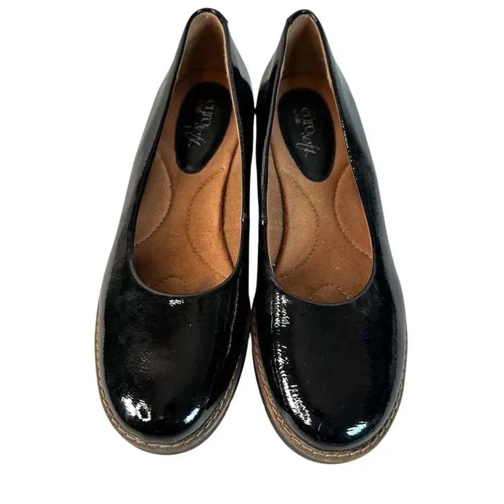 Eurosoft Faella Wedge Pump Size 9 Black Patent Leather Business Career Work